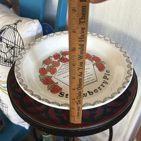 Vintage Strawberry Pie Recipe Pie Plate - Picture 4 of 5